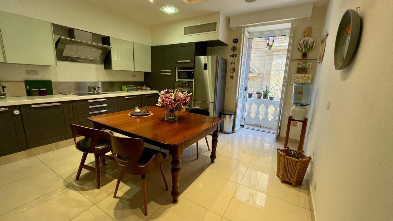 Valletta Collection - Merchant Str Apartment With Large Yard Εξωτερικό φωτογραφία